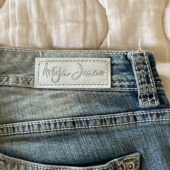 NWOT Ariya Jeans - Picture 7 of 9